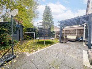 Photo 10- click for photo gallery